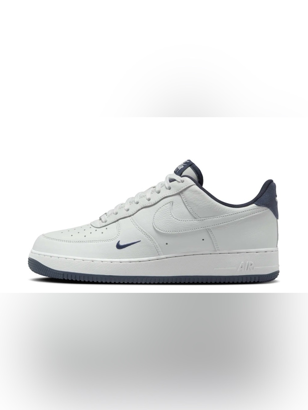 Nike Air Force 1 '07 LV8 White Navy Blue Sz 12 HM9483 001 PREOWNED